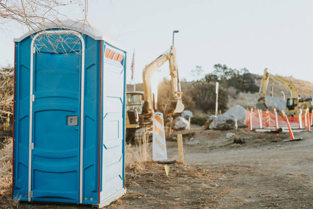 Portable Toilet Options We Offer in Maud, TX